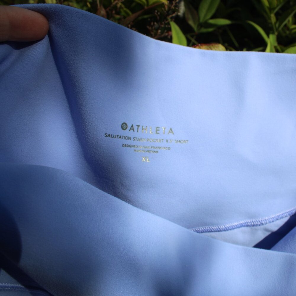 EUC Athleta Stash Salutation 5" Short Tight with Pockets, Size XL